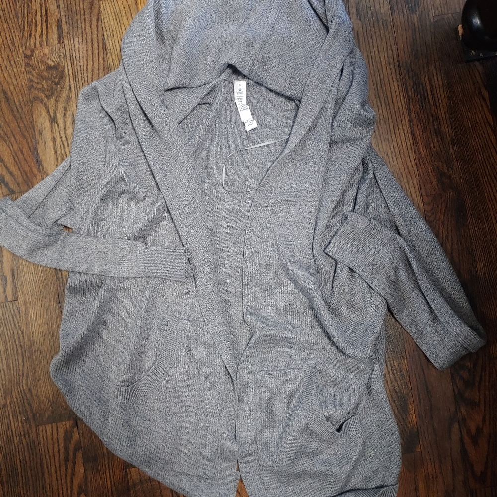 Lululemon Cardigan size 6